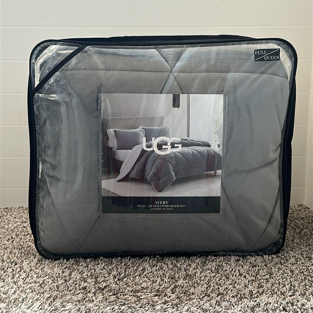 Ugg Avery Full/Queen Comforter Set